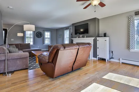 205 Spring Street Hopkinton NH 03229