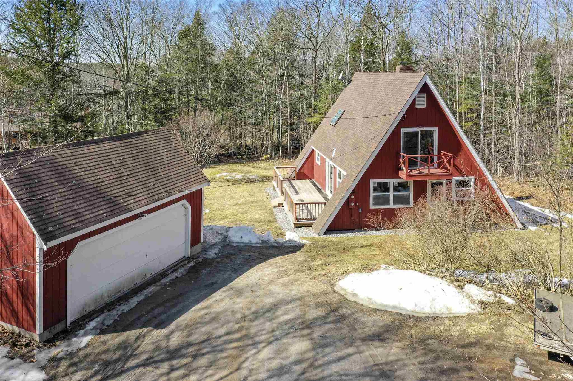 92 Glen Road Deering NH 03244