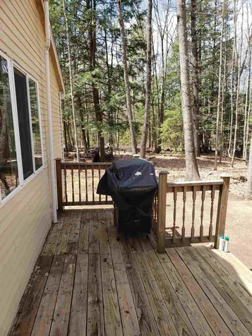 9 Friar Tuck Road Canterbury NH 03224