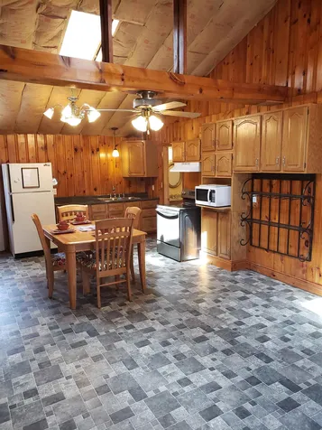 9 Friar Tuck Road Canterbury NH 03224