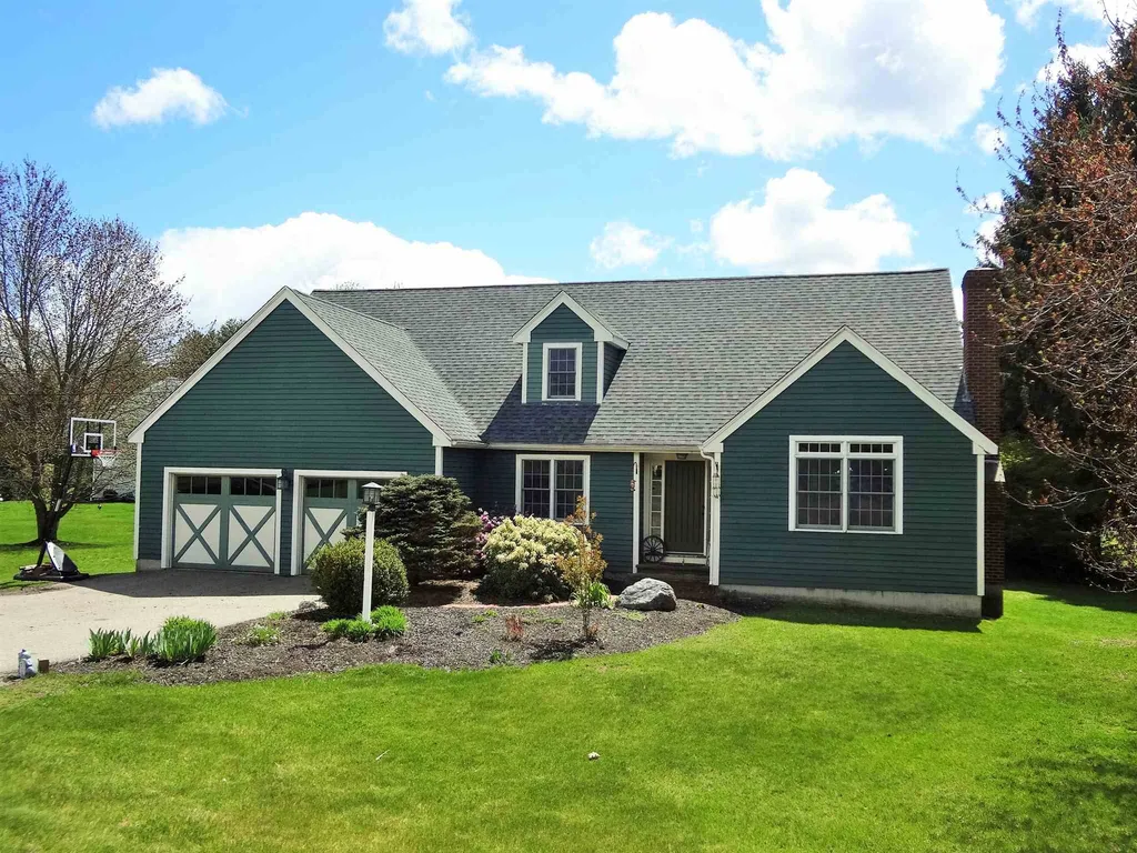 2 Barnes Drive Stratham NH 03885