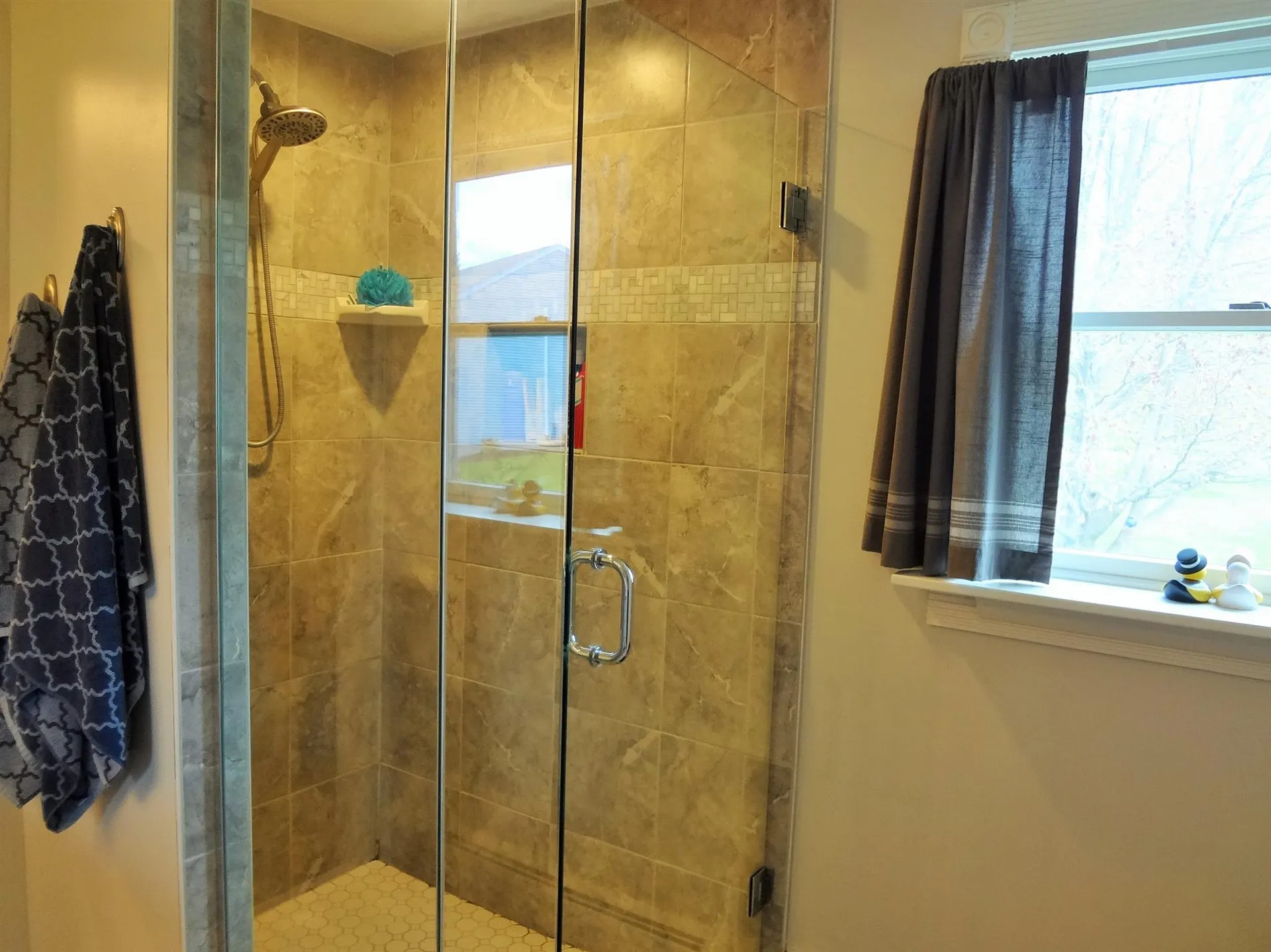 2 Barnes Drive Stratham NH 03885