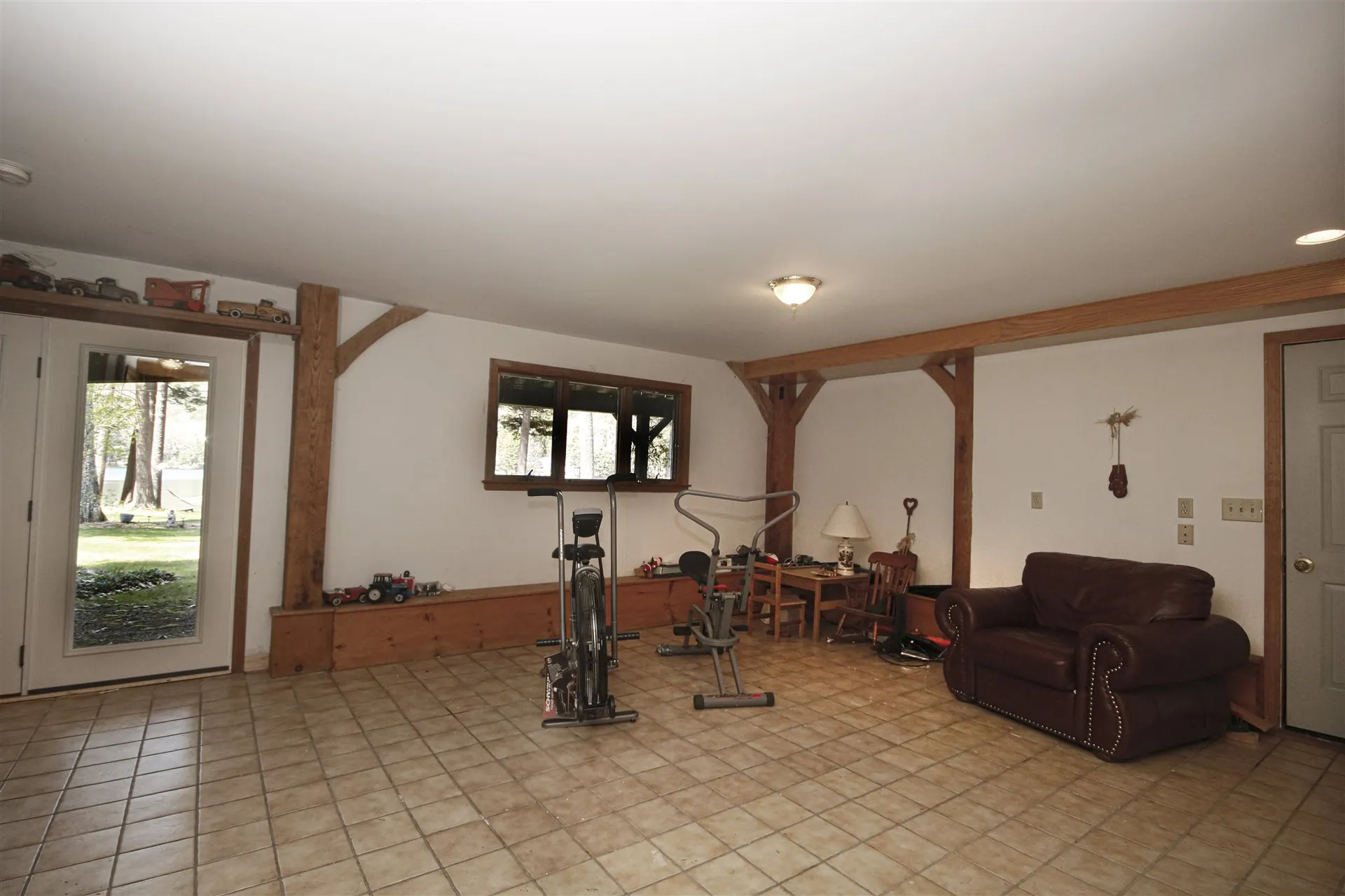 208 East Shore Road Swanzey NH 03446
