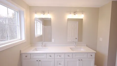 234 Knollwood Way Manchester NH 03102