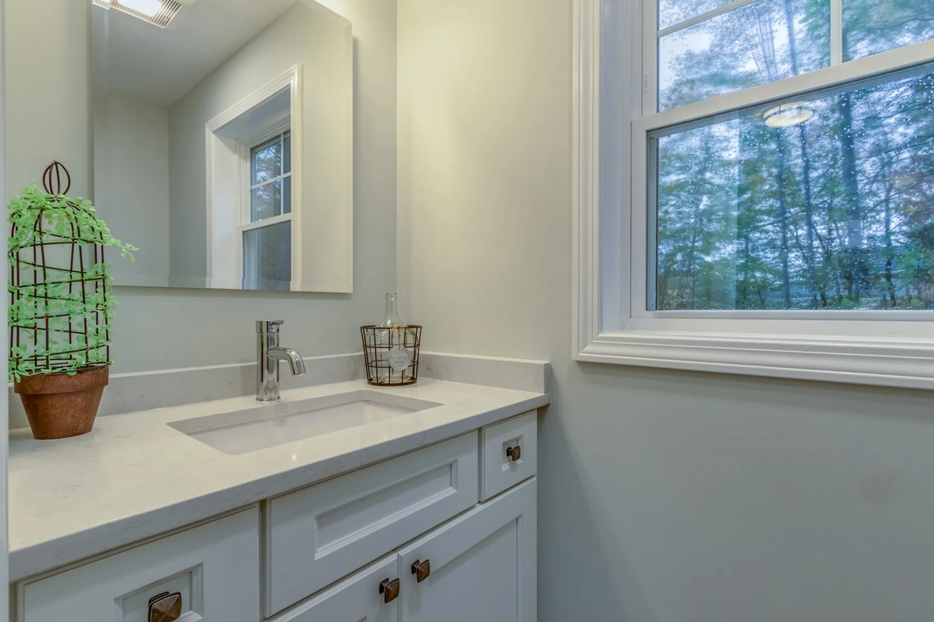 232 Knollwood Way Manchester NH 03102