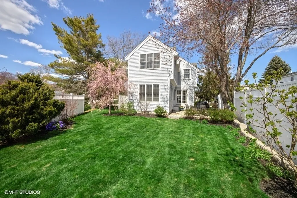 10 Jenness Avenue Rye NH 03870