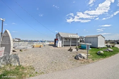 10 Jenness Avenue Rye NH 03870