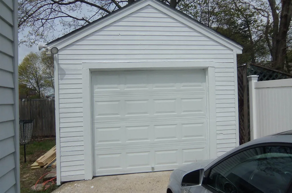 12 Linden Street Rochester NH 03867