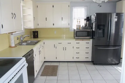 12 Linden Street Rochester NH 03867