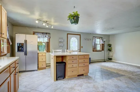35 Melody Lane Hillsborough NH 03244