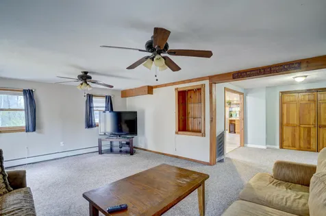 35 Melody Lane Hillsborough NH 03244