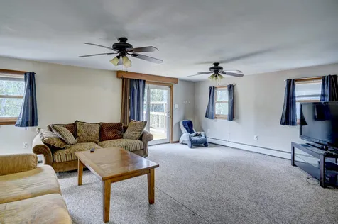 35 Melody Lane Hillsborough NH 03244