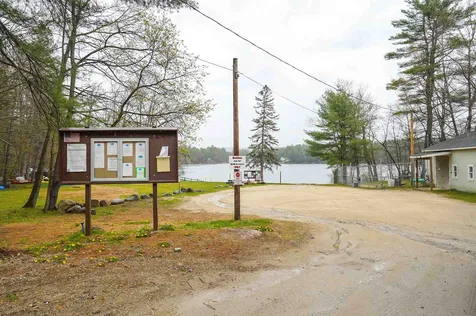 35 Melody Lane Hillsborough NH 03244