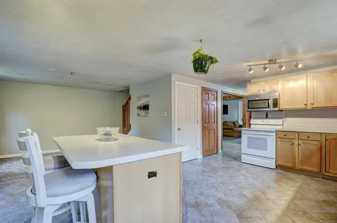 35 Melody Lane Hillsborough NH 03244