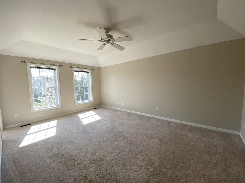 28 Ezras Way Dover NH 03820