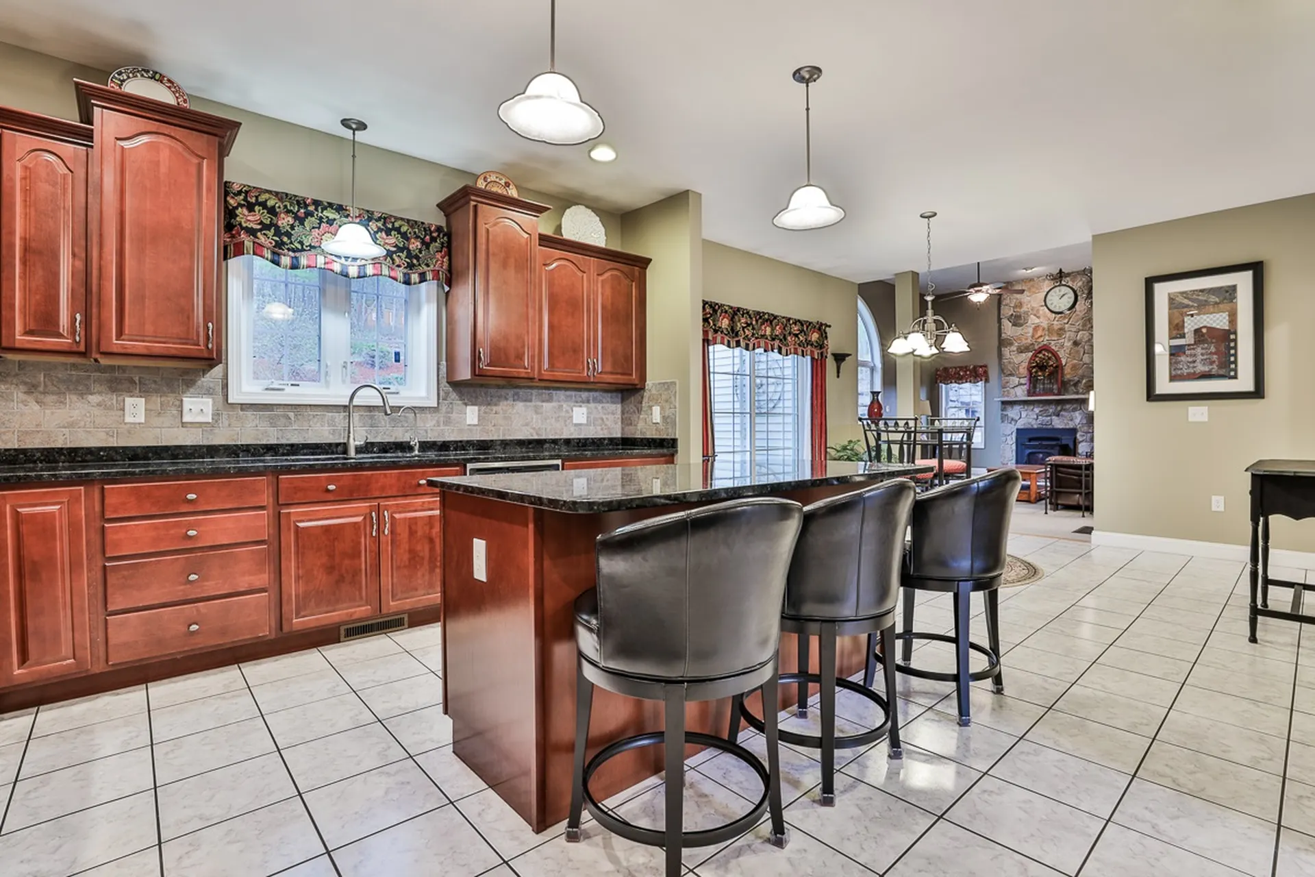 34 Cedar Crest Lane Auburn NH 03032