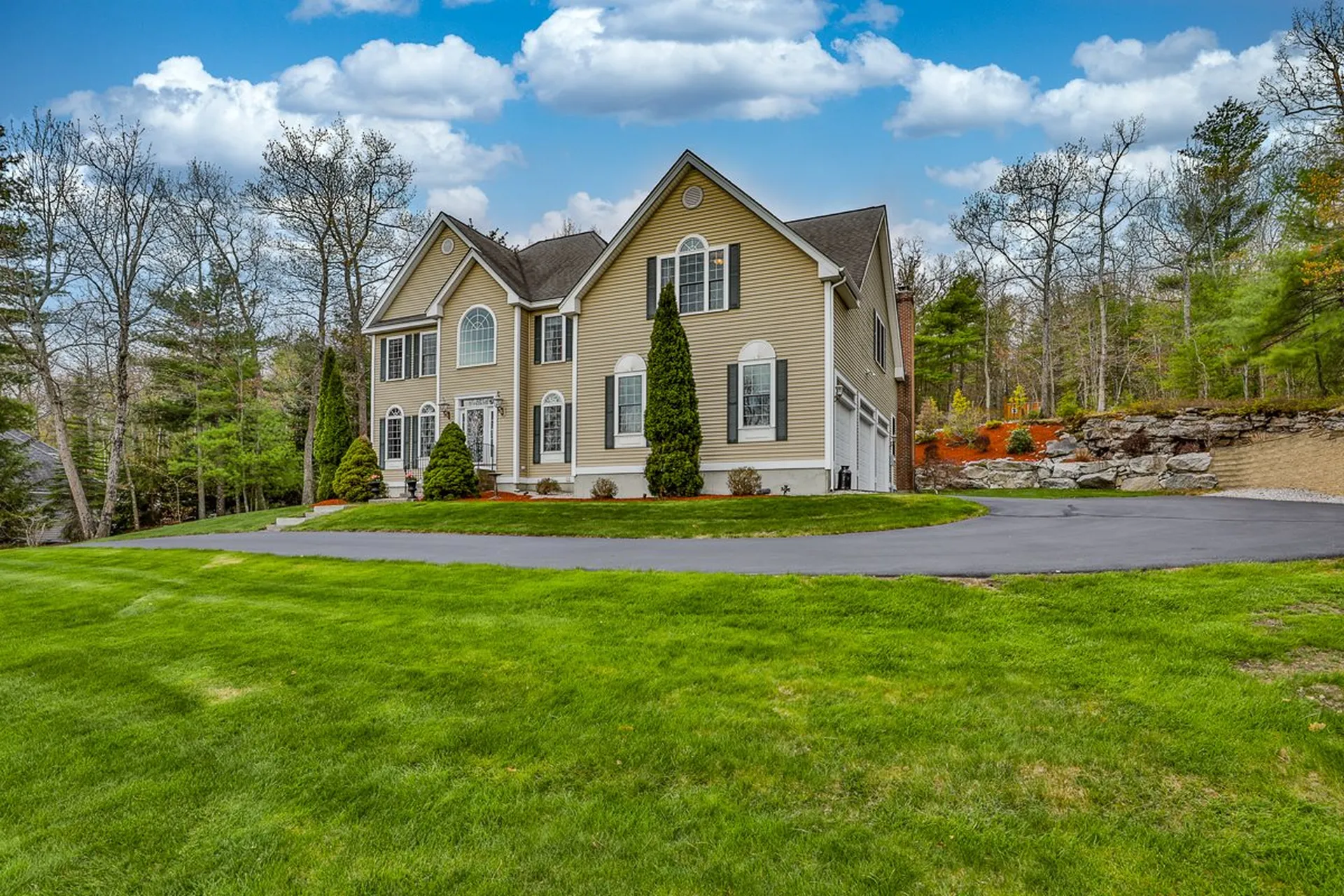 34 Cedar Crest Lane Auburn NH 03032
