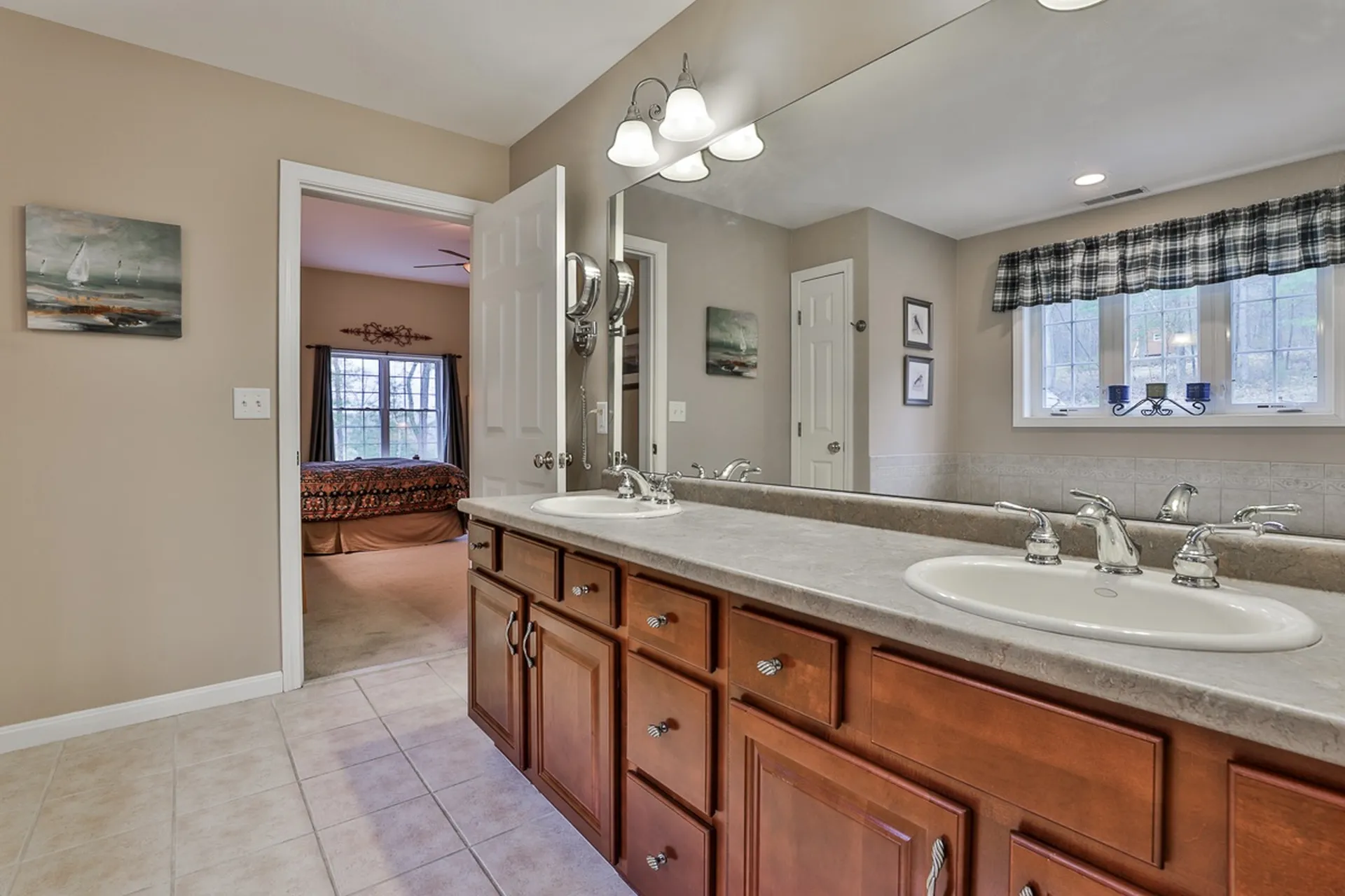 34 Cedar Crest Lane Auburn NH 03032