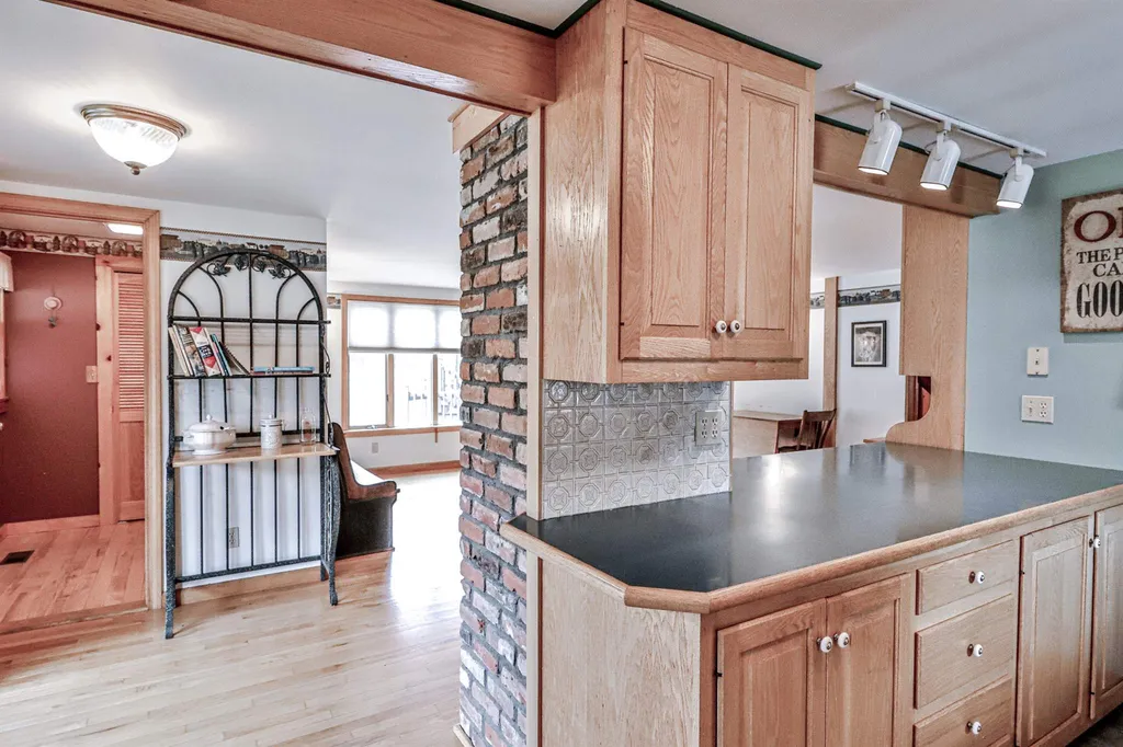 31 Palmer Road Chester VT 05143