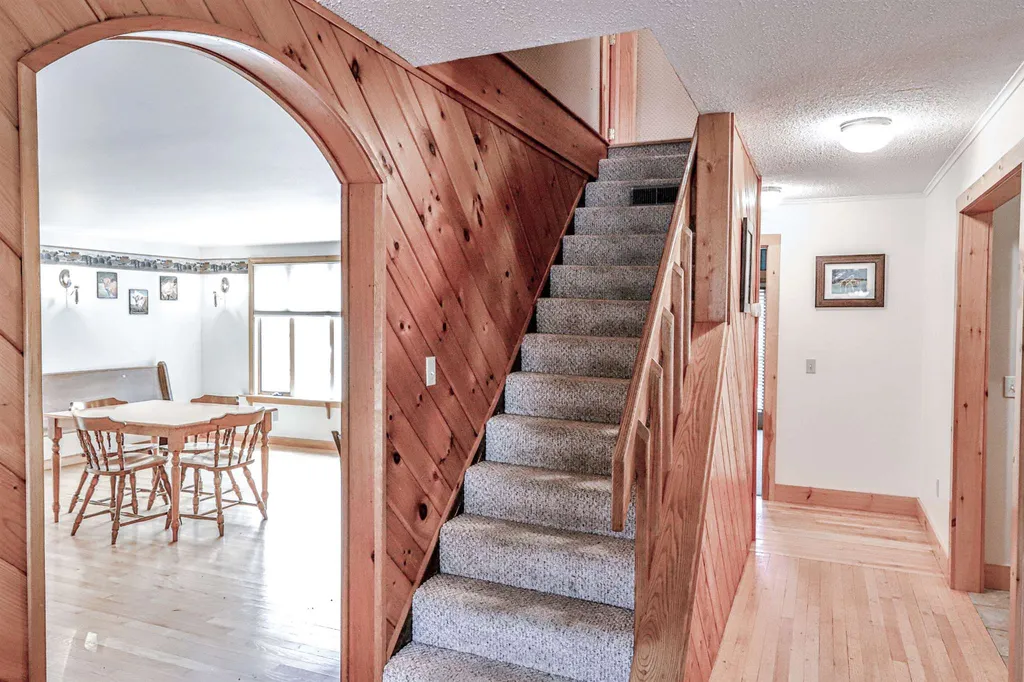 31 Palmer Road Chester VT 05143