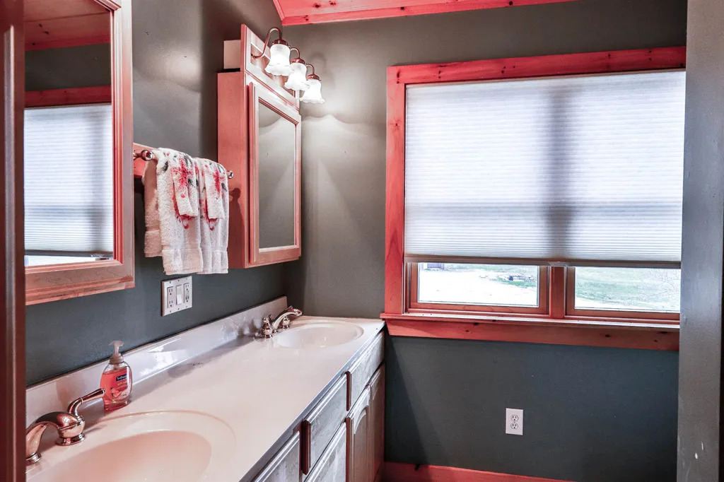 31 Palmer Road Chester VT 05143