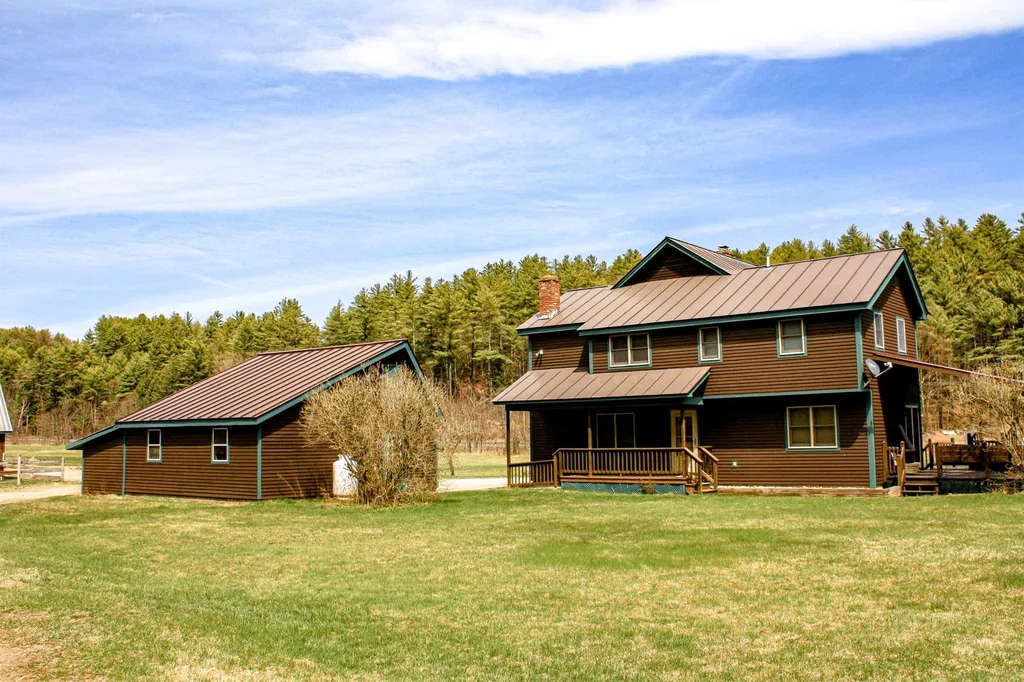 31 Palmer Road Chester VT 05143