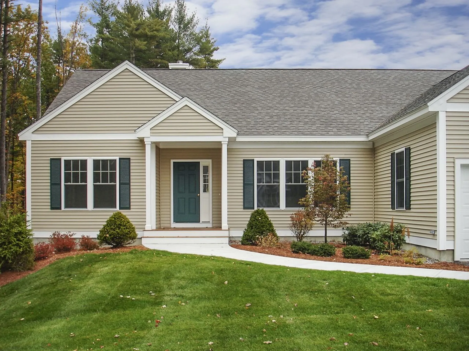 260 Scenic Drive Manchester NH 03104