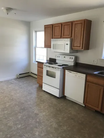 9 Pleasant Street Rochester NH 03867