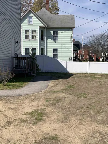 9 Pleasant Street Rochester NH 03867