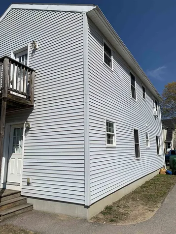 9 Pleasant Street Rochester NH 03867
