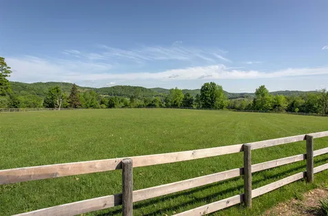 1162 Galaxy Hill Road Pomfret VT 05053