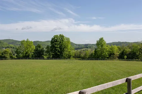 1162 Galaxy Hill Road Pomfret VT 05053
