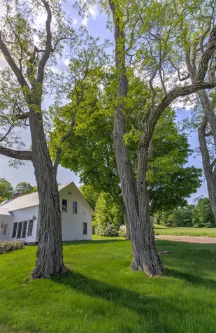 1162 Galaxy Hill Road Pomfret VT 05053