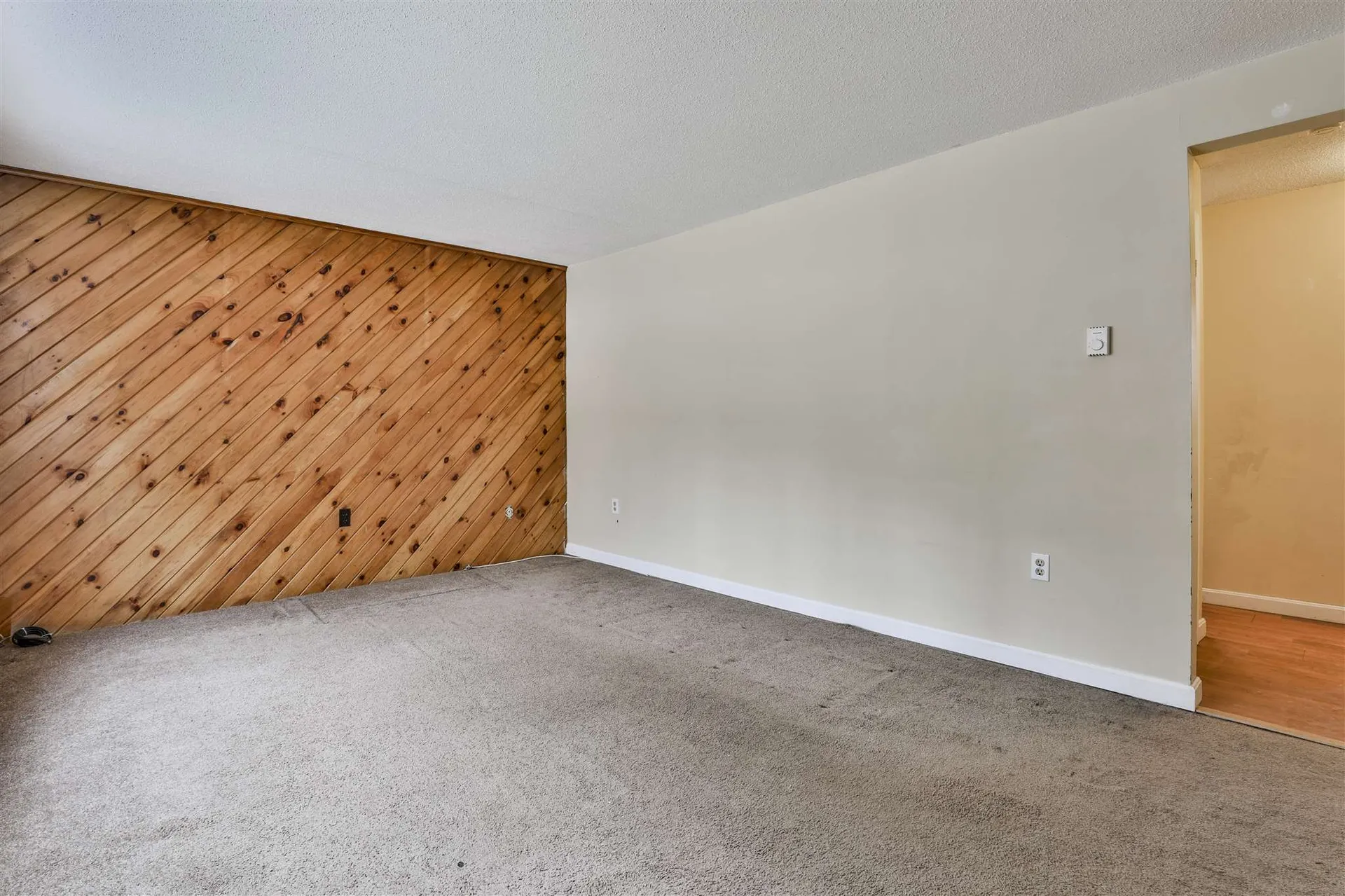 89 English Range Road Derry NH 03038