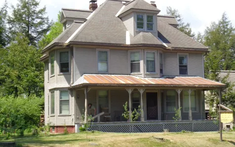 27 South Main Street Randolph VT 05060