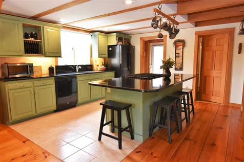 1590 Davis Road Cavendish VT 05142