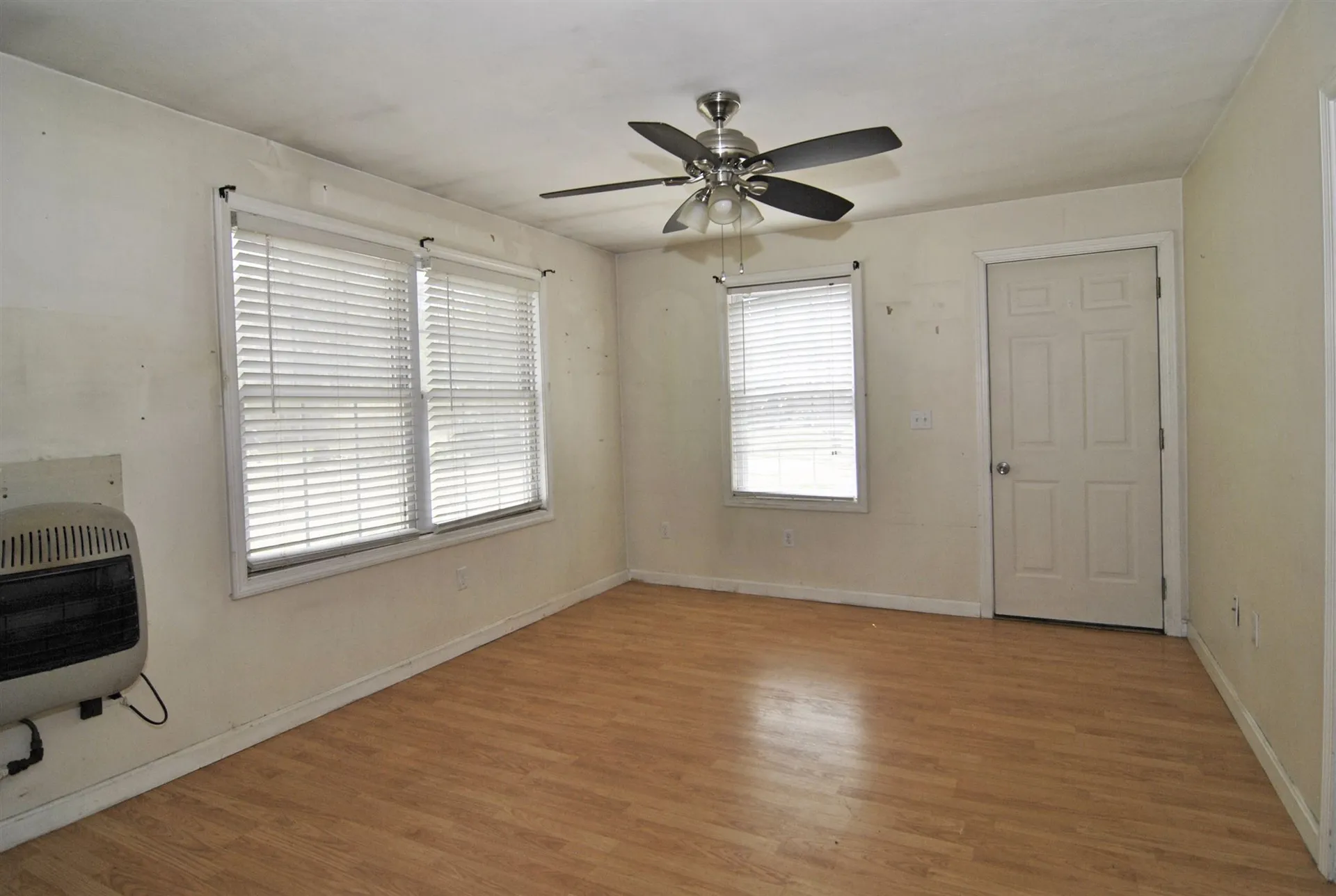 2 Kadra Street Brentwood NH 03833