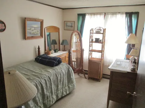 28 Thorwald Avenue Hampton NH 03842