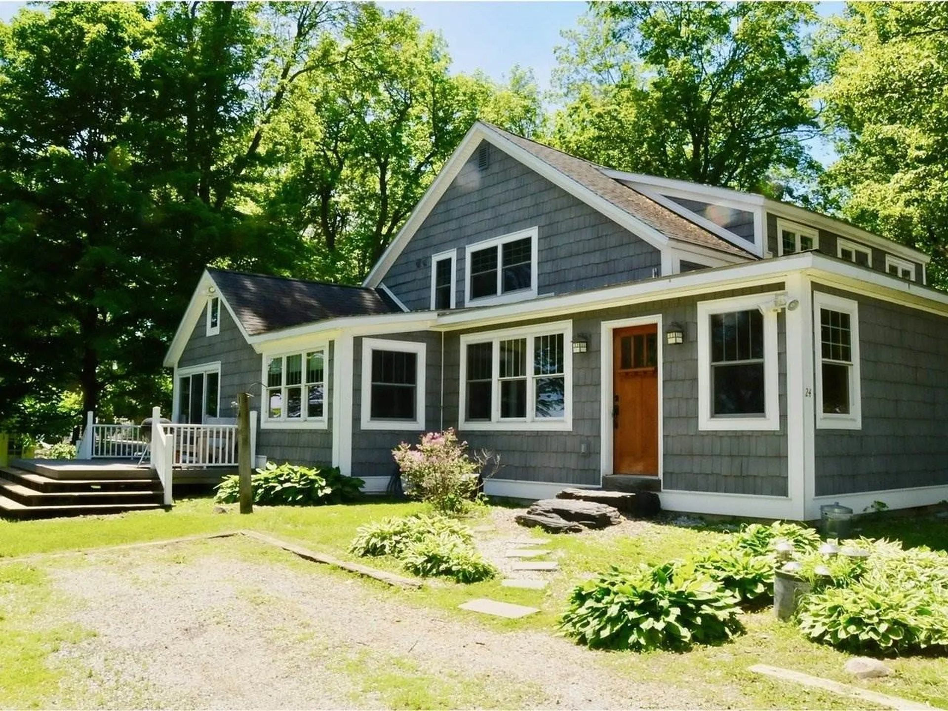 24 Briarcliff Drive North Hero VT 05474