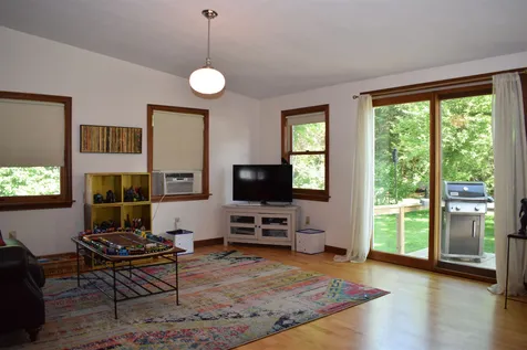 3 Scotland Road Kingston NH 03848