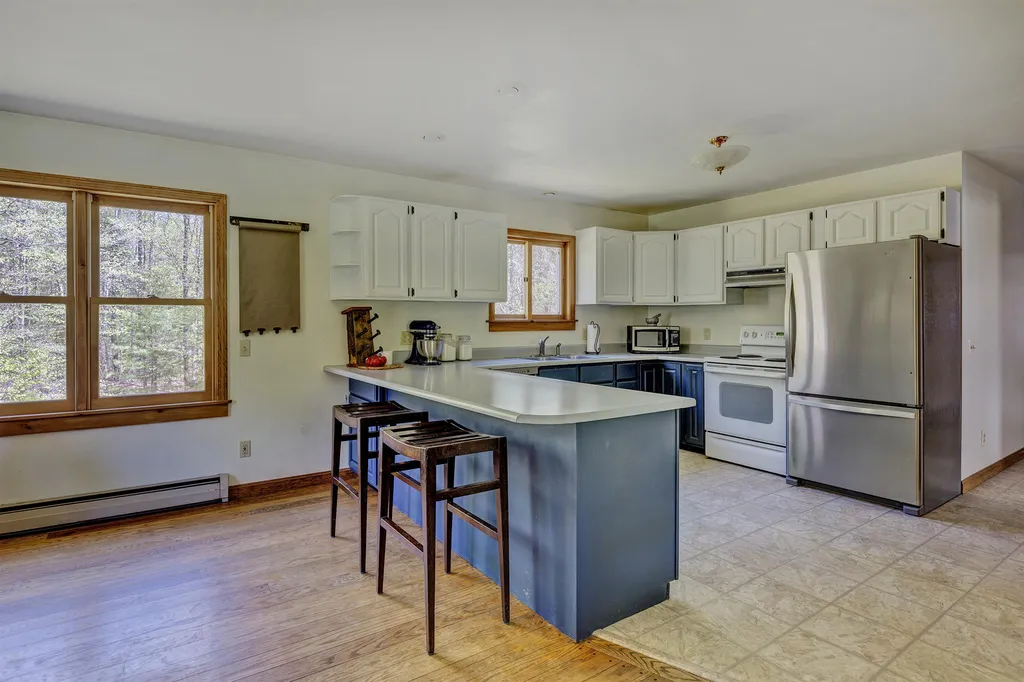 17 Mountain View Drive Canaan NH 03741