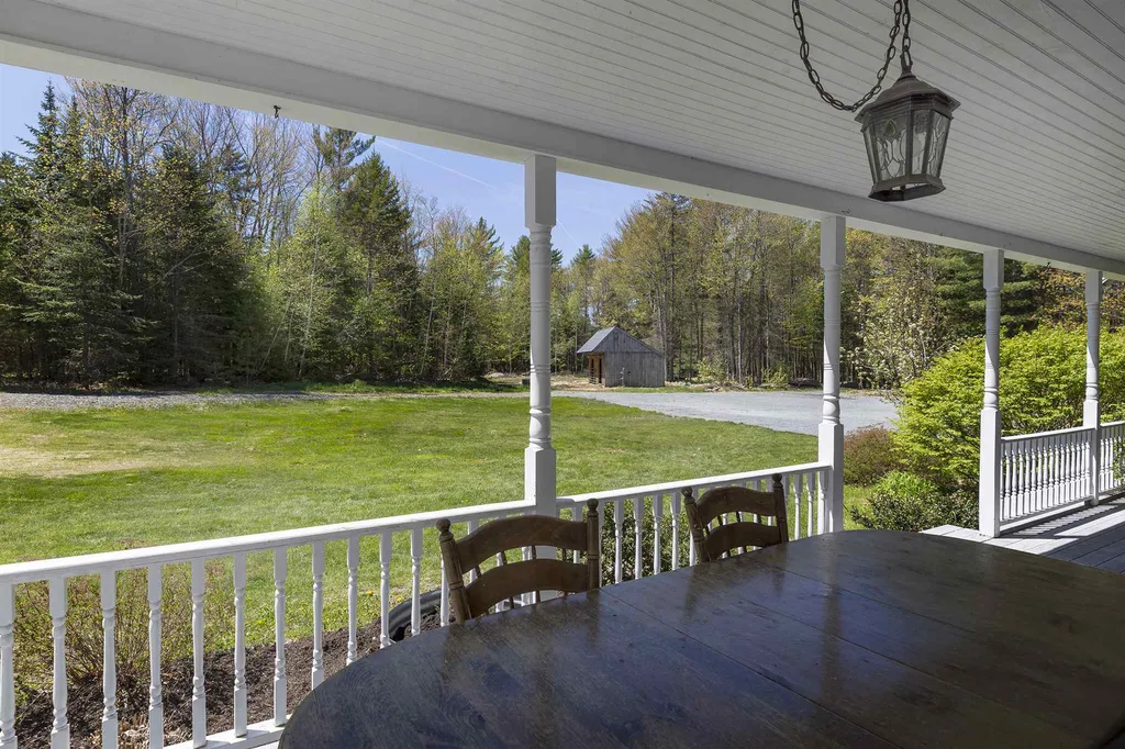 17 Mountain View Drive Canaan NH 03741
