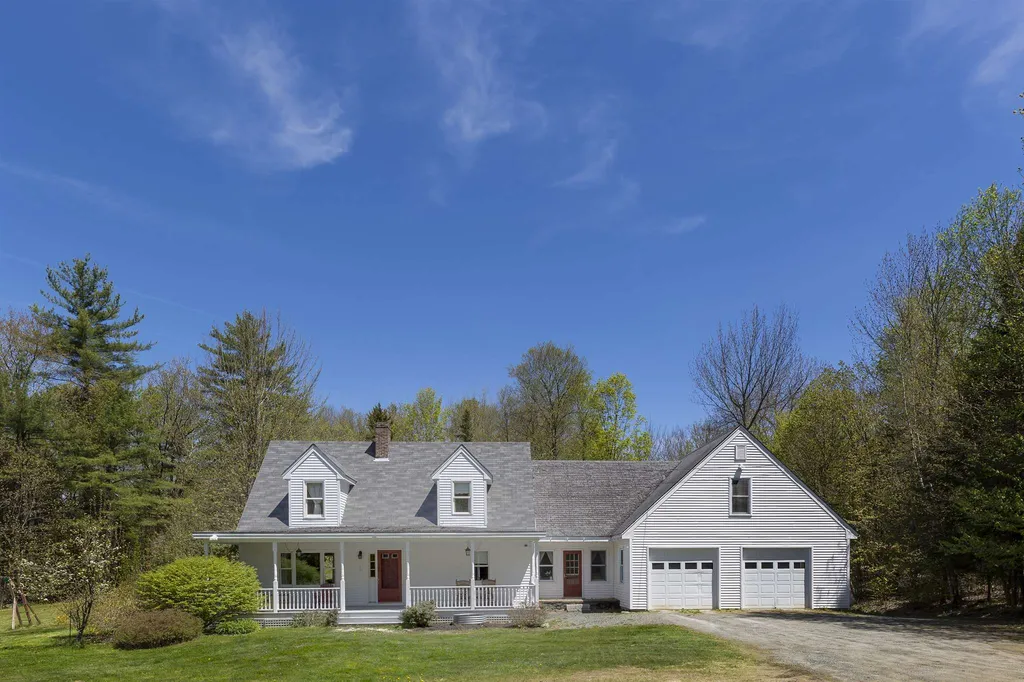 17 Mountain View Drive Canaan NH 03741