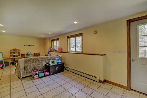 17 Mountain View Drive Canaan NH 03741