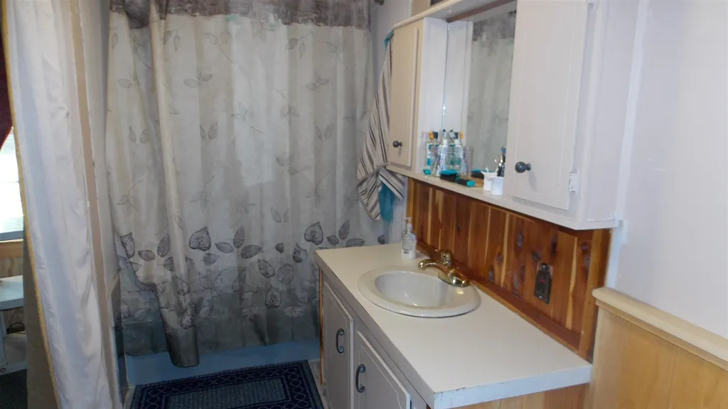 122 Liberty Hill Road Henniker NH 03242