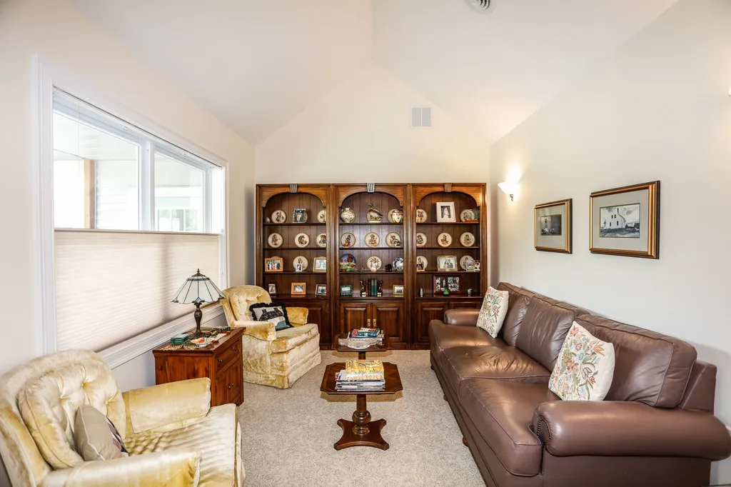 2 Casey Way Meredith NH 03253