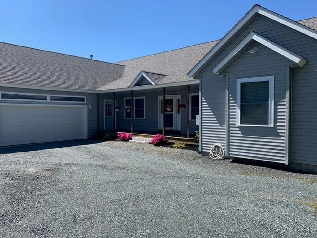 2 Casey Way Meredith NH 03253