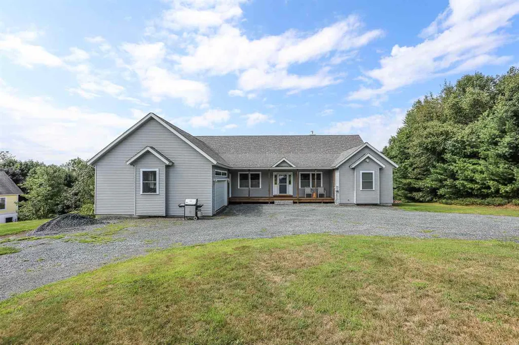 2 Casey Way Meredith NH 03253