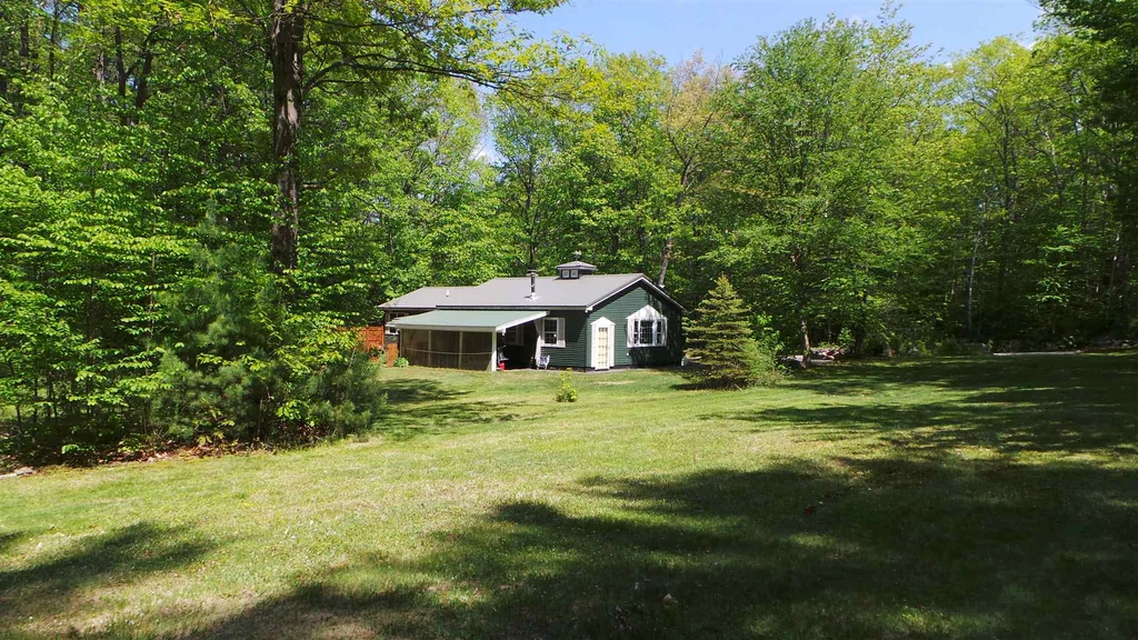 462 Bay Hill Road Northfield NH 03276