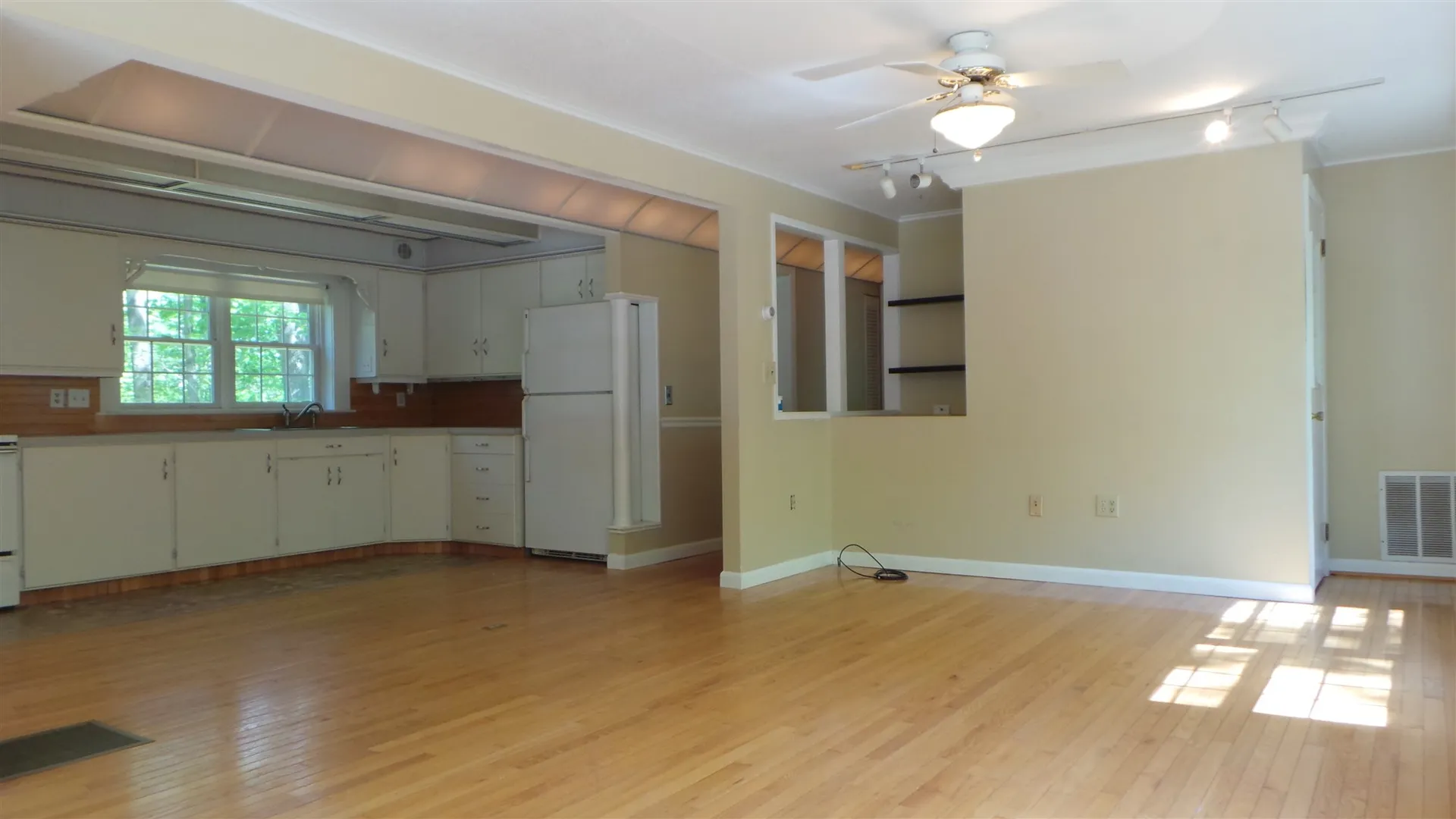 462 Bay Hill Road Northfield NH 03276